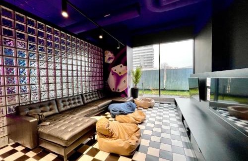 Grzegorzki Apartment | Chillout Dorm Cracow by BookingHost