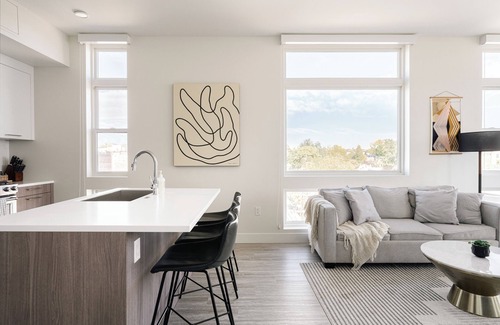 Jefferson Park Condo | Chilltop Lounge | Espadin LoHi