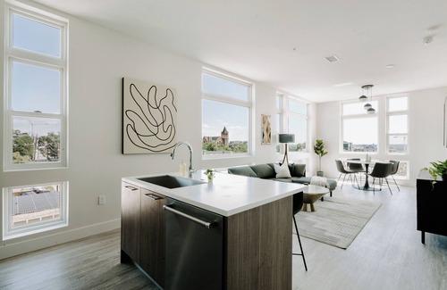Jefferson Park Condo | Chilltop Lounge | Espadin LoHi
