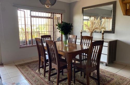Westville Apartment | Chiltern Valley View