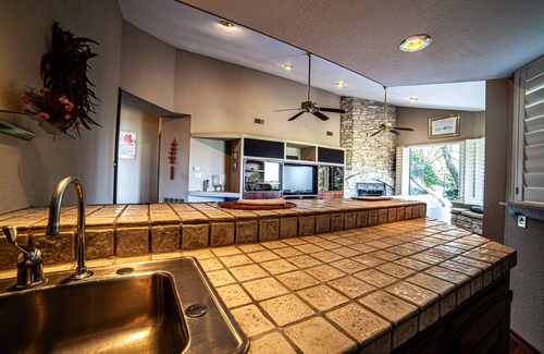 Chino Hills House | Chino Hills Sanctuary Views & Sauna/Vacation house/3B2.5Ba/