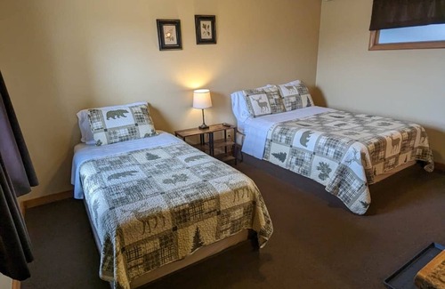 Hayward Apartment | Chip-Wa Lodging Room 3