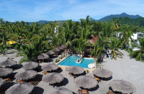 San Blas Hotel | Chiringuito de Palo Hotel