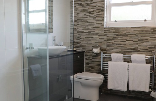 Chiseldon Hotel | Chiseldon House