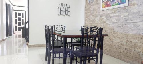 Baguio Apartment | Chloe's Homestay - Baguio Spacious 3BR Corner Rowhouse for Family & Friends Getaways
