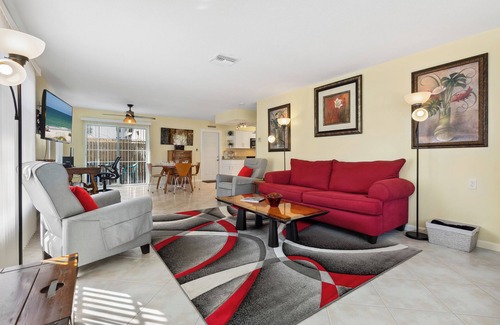 Siesta Key House | Chloe's Villa on Siesta Key, A Private 1/1 Escape