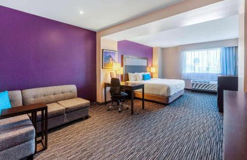 Apodaca Hotel | CHN Hotel Monterrey Aeropuerto, Trademark by Wyndham