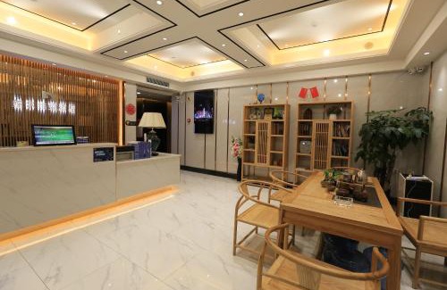 Yuzhong Hotel | Chongqing Narvik Hotel