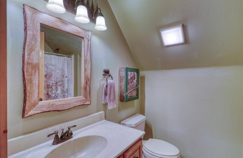 Pagosa Springs Cabin | CHOOSE LEGACY MOUNTAIN LODGE, AND ENJOY BEAUTIFUL MOUNTAIN VIEWS!