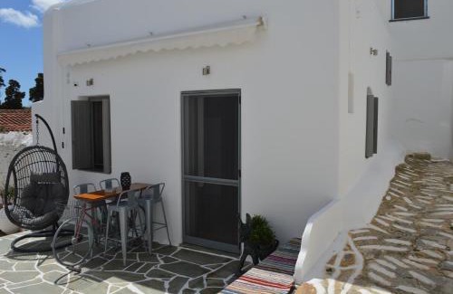 Kithnos Apartment | CHORA HOUSE KYTHNOS