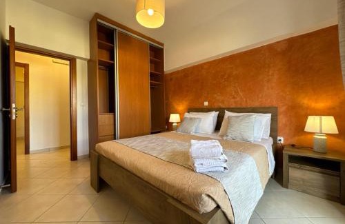 Petaloudes Apartment | Chris Apartment