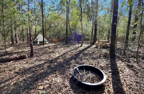 Cantonment RV Rental | Christian Retreat Campsite #5 - Hidden Holly
