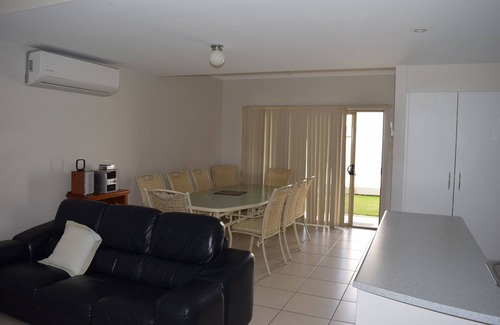 Christies Beach House | Christies Cuttlefish