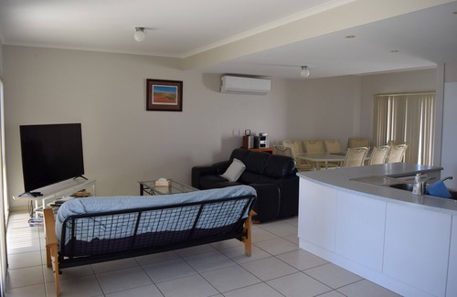 O'sullivan Beach House | Christies Seahorse