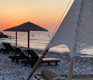 Agios Konstantinos House | Christina Apartment