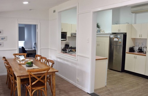 South West Rocks Cottage | Christina Cottage - walk to the beach