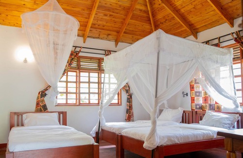Nkoanrua Bed & Breakfast | Christina House
