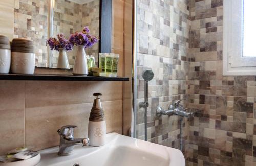 Adamas Apartment | Christina Rooms