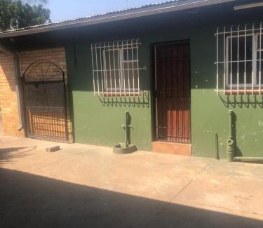 Kempton Park House | Christland Guest House