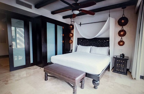 Zona Hotelera Resort | CHRISTMAS: 5 Star Elite Oceanfront RESORT, Los Cabos, Great Views ENHANCED CLEAN