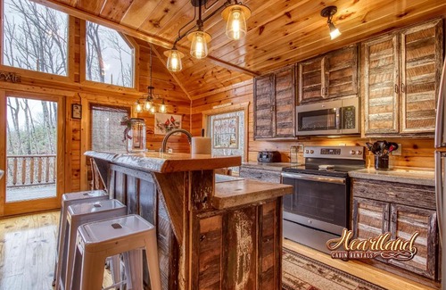 Chalet Village North House | Christmas Bear