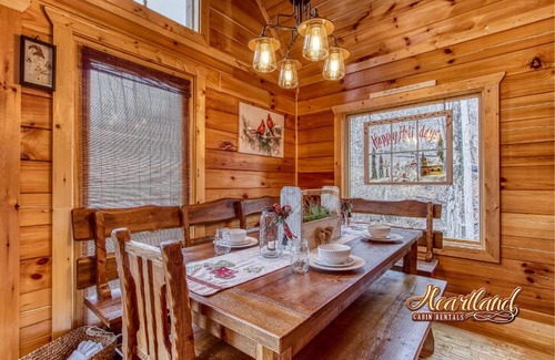 Chalet Village North House | Christmas Bear