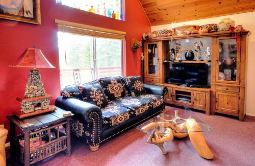 Yosemite West House | Christmas Cabin