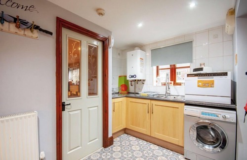 Blakeney Cottage | Christmas Cottage Beautiful Two Bedroom Vintage Village Country Cottage.
