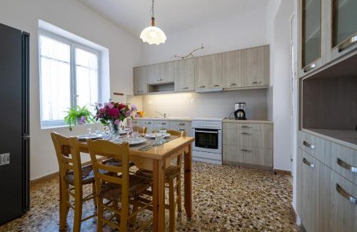 Kardamyli Apartment | Chrysanthi Apartments Kardamili
