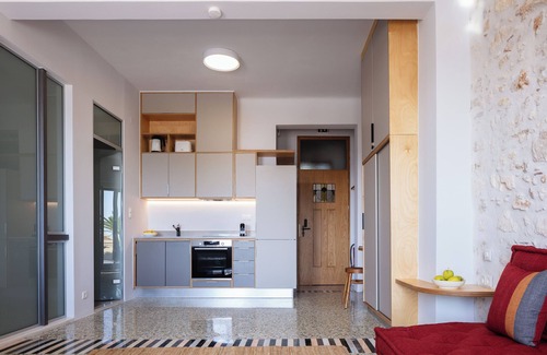 Violi Charaki Apartment | Chryssi Seafront Living, 1