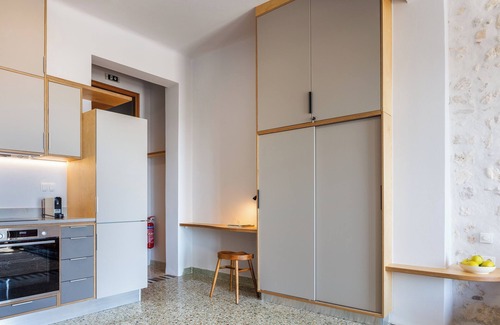 Violi Charaki Apartment | Chryssi Seafront Living, 1