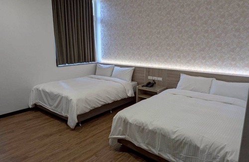 Longtan District Hotel | Chuanfu Shimen Hotel