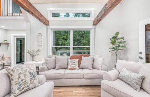 Lucerne-in-Maine House | Chuck's Place