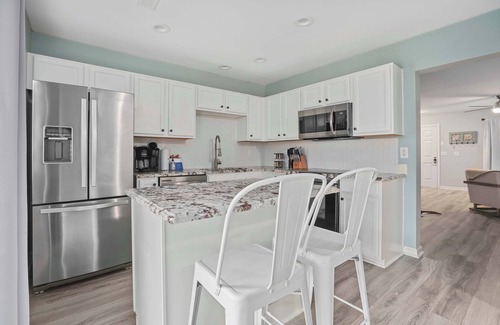 Charleston Apartment | Chucktown Charm- 8 mins to Credit One