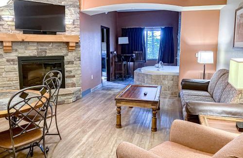 Wisconsin Dells Apartment | Chula Vista Condos, 2341 and 2343