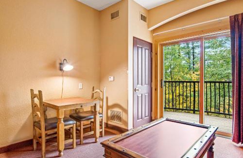 Wisconsin Dells Hotel | Chula Vista Condo 2249