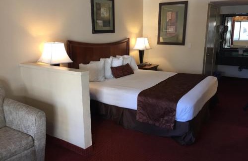 Lincoln Acres Hotel | Chula Vista Inn