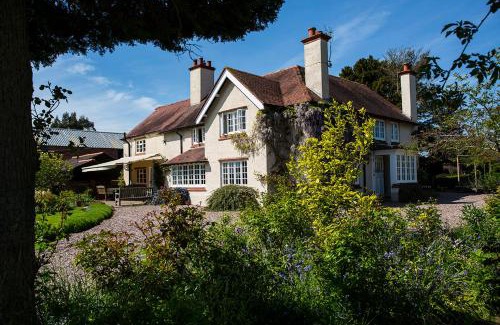 Sutton Maddock Bed & Breakfast | Church Farm B&B near Telford and Ironbridge