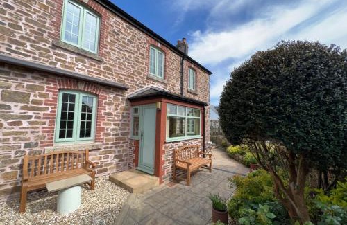 Tavistock House | Church Hill Cottage