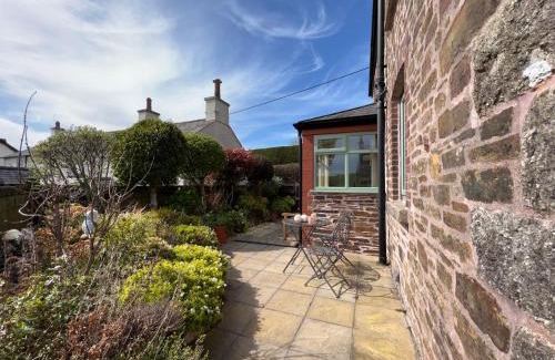 Tavistock House | Church Hill Cottage
