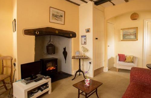 Llanidloes House | Church Lane Cottage
