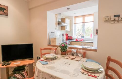 Cinderford House | Church Road Annexe