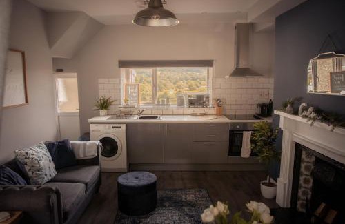 Pentrefelin House | Church St Cottage