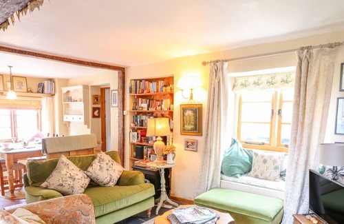 Broadwoodkelly Cottage | CHURCH STEPS COTTAGE, family friendly, with open fire in Winkleigh