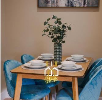 Central Aberdeen Apartment | Church Street Residence - SJA Stays - 3 Bed Apartment