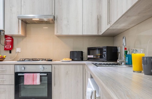 Newport Apartment | Church View 1 by Tŷ SA