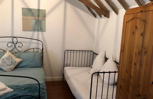 Sleaford House | Church View Cottage, Ewerby