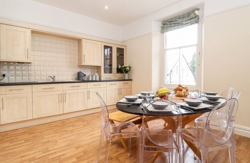 Grange-over-Sands Cottage | Church View