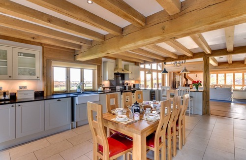 Stone in Oxney House | Churchlands - Eight Bedroom House, Sleeps 16