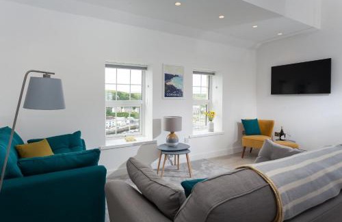 Porthleven House | Chy Lowen